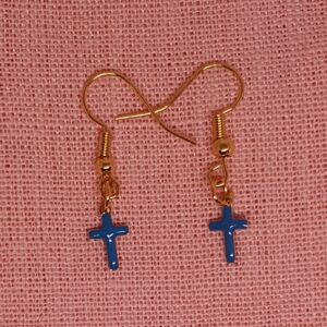 Blauwe kruisjes oorbellen